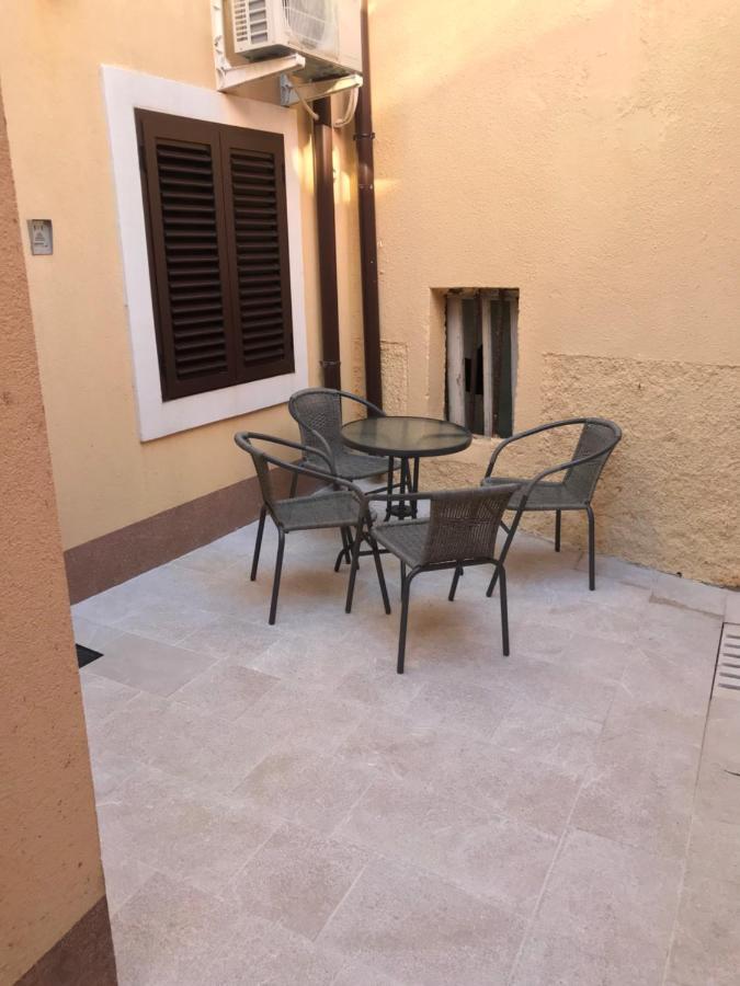 Novalja City Central Apartments *